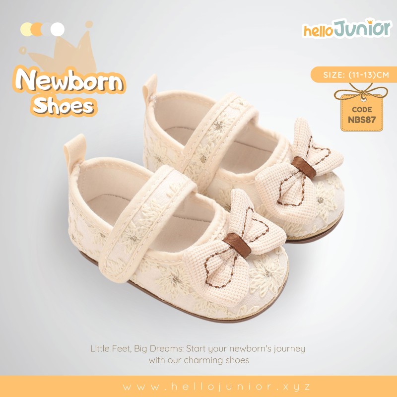 Hello Junior baby shoes for newborn to 18 month, made with cotton and rubber sole